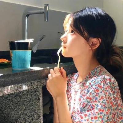 莺燕双飞